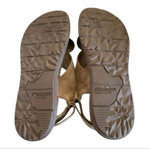 EUC Merrill Around Town Tan Cross-Strap Sandals Size 11 - Picture 5 of 6